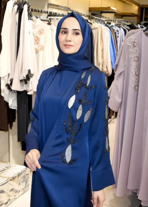 Alternative view of Yaprak Nakiş İşlemeli Abaya Takimi
